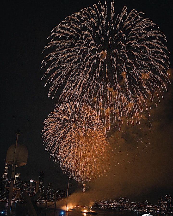 4th of July Fireworks Yacht Cruise NYC OPEN BAR & FOOD Pier 40 at