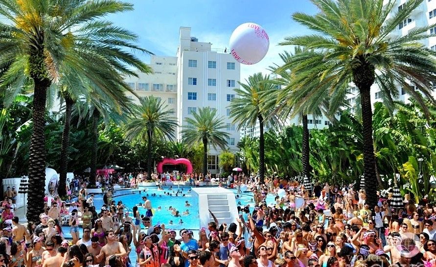 July 4th Oasis Linen Pool Party Oasis Hotel, Fort Lauderdale, FL